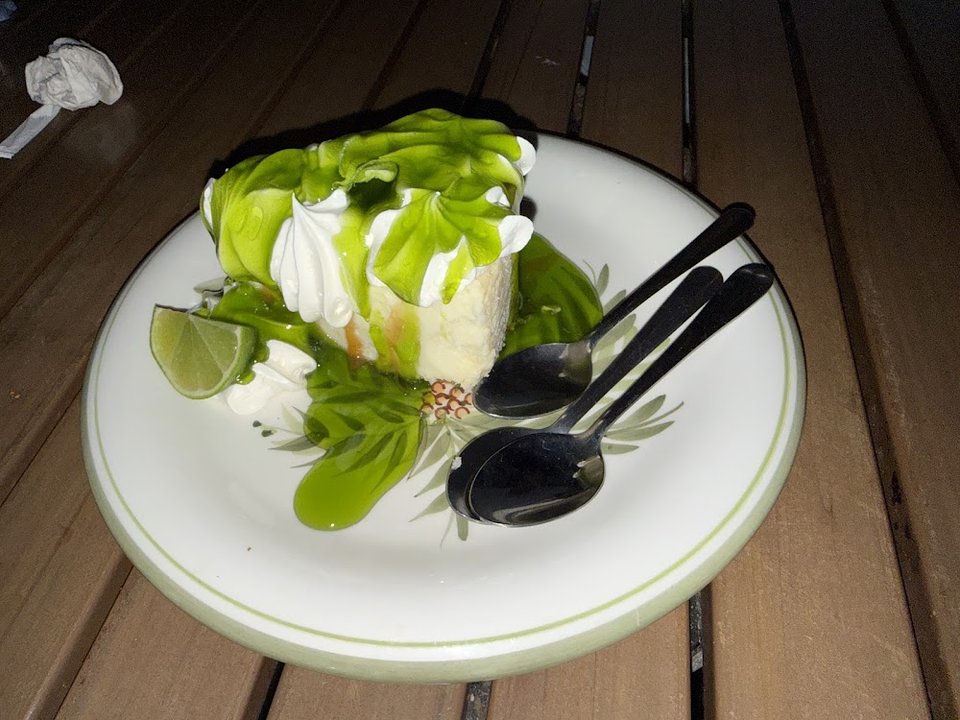 Key Lime Pie-Pie De Limon